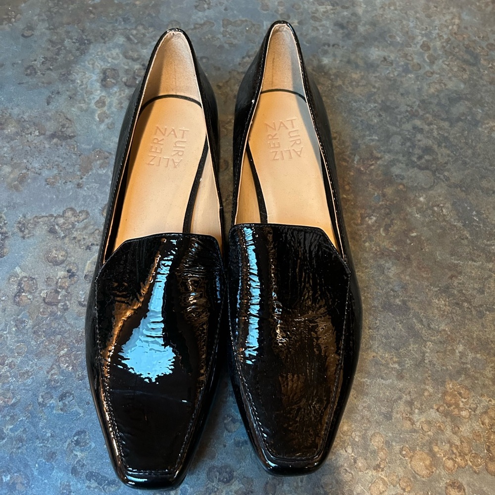 Naturalizer Shiny Black Loafers